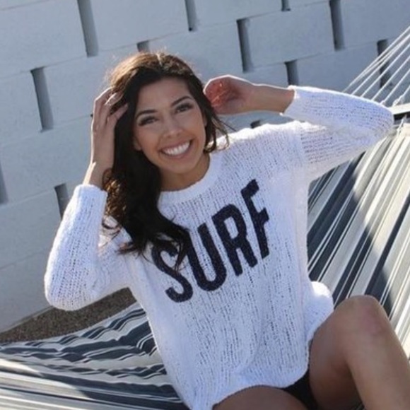 surf sweater